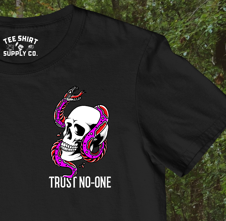 'TRUST NO-ONE' SKULL TATTOO TEE SHIRT